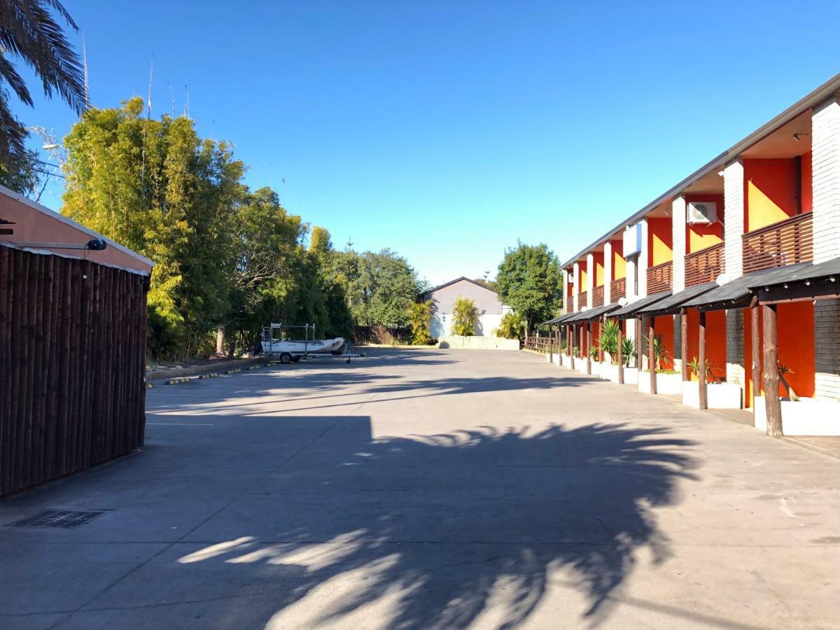 Central Jetty Motel Entrance Exterior photo